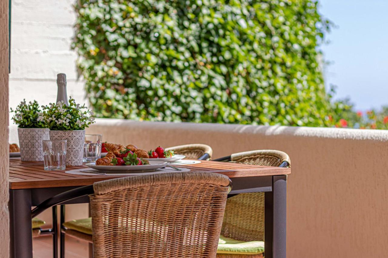 797 Holiday Rentals- Precioso Piso Con Vistas Al Jardin En Benalbeach Benalmádena Zewnętrze zdjęcie